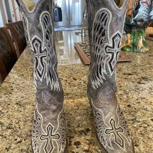 Womens Corral Cowgirl boots - size 8